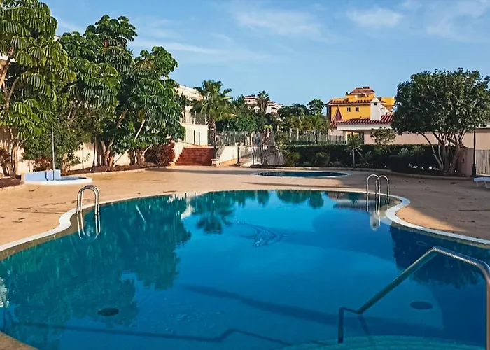 Arena - Gigantes Apartman *